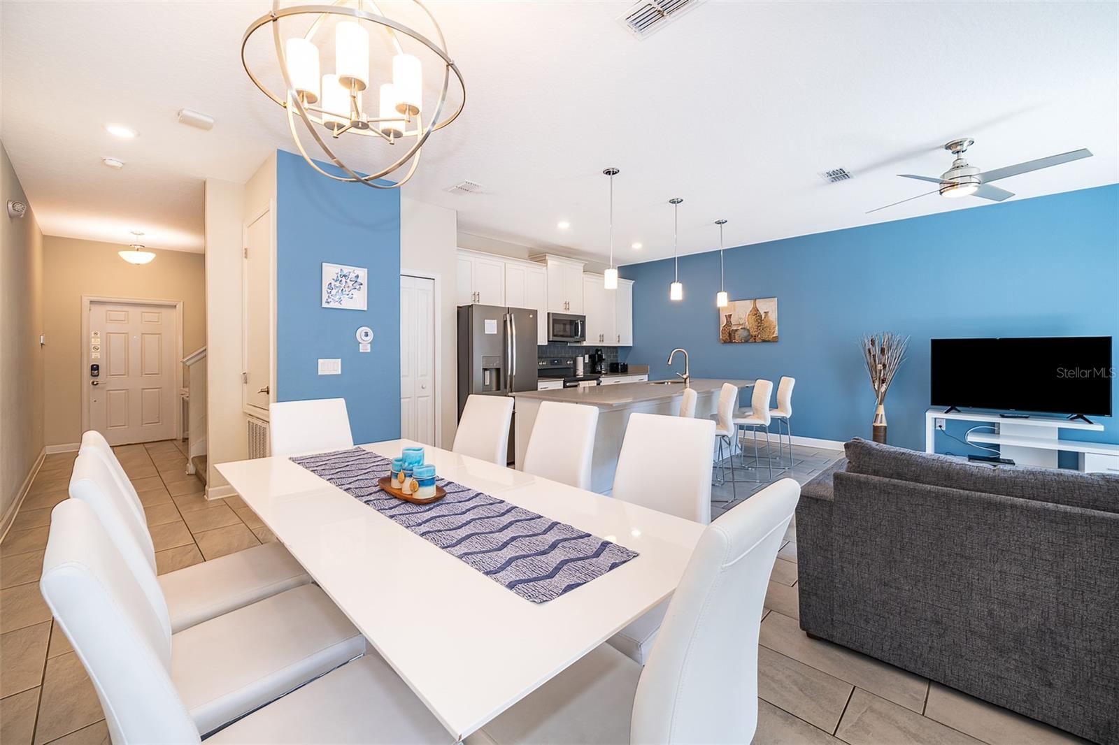 Image 3 of 41 For 4806 Memories Lane