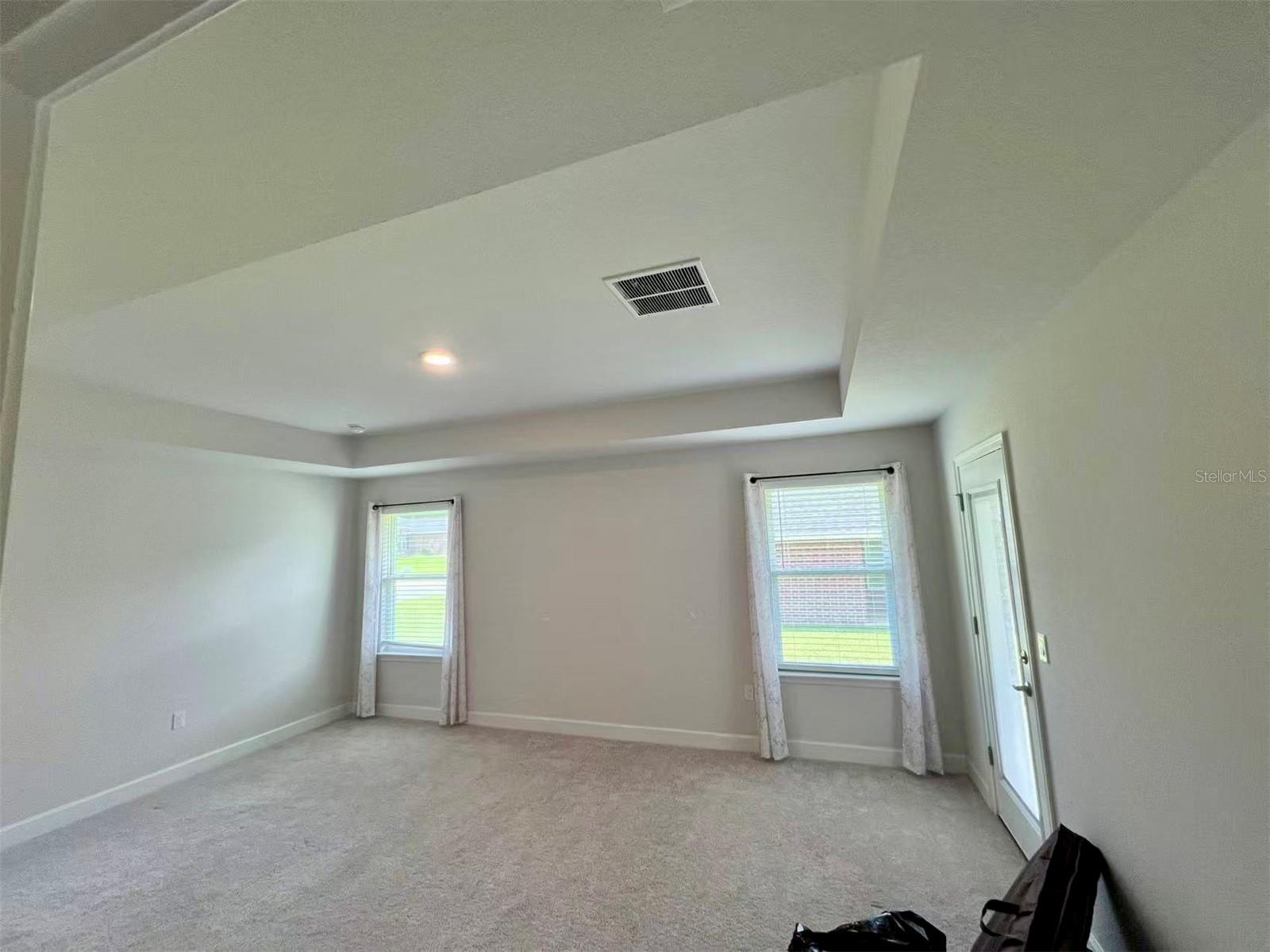 Image 33 of 38 For 572 Oakmont Way