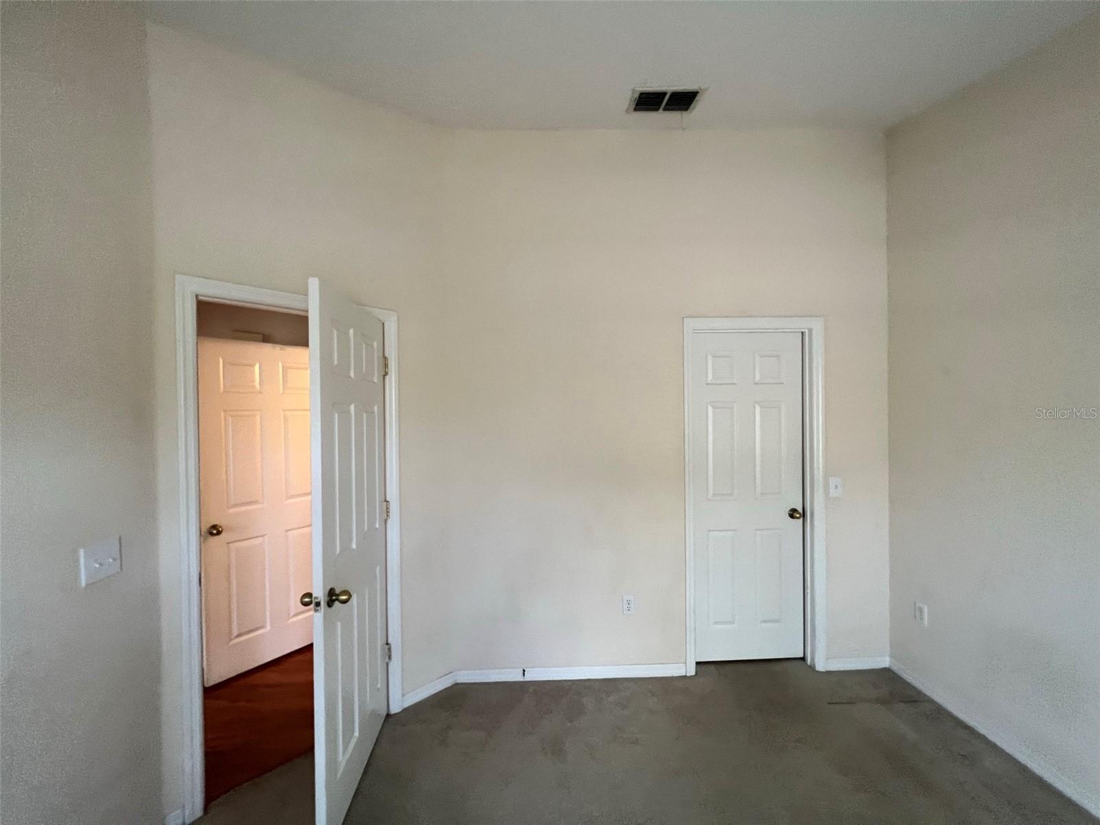 Image 22 of 35 For 821 Grand Regency Point 202