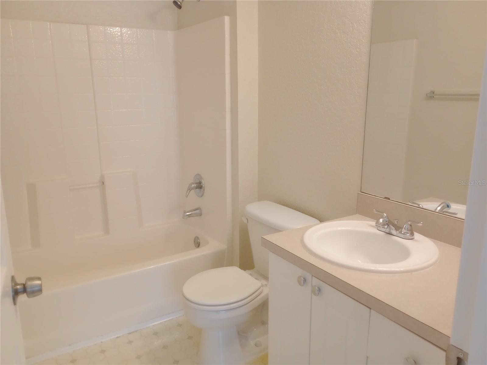 Image 30 of 35 For 821 Grand Regency Point 202