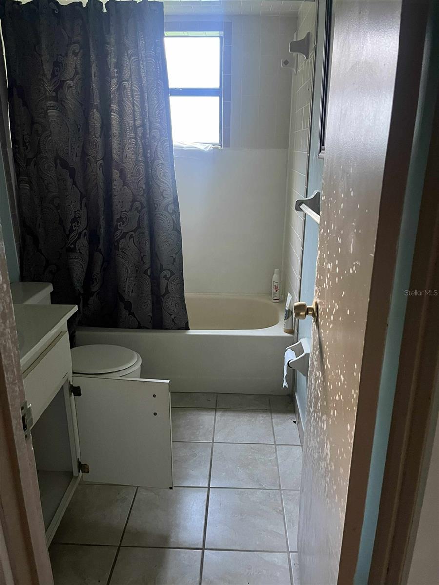 Image 8 of 17 For 3426 Silver Palm Drive