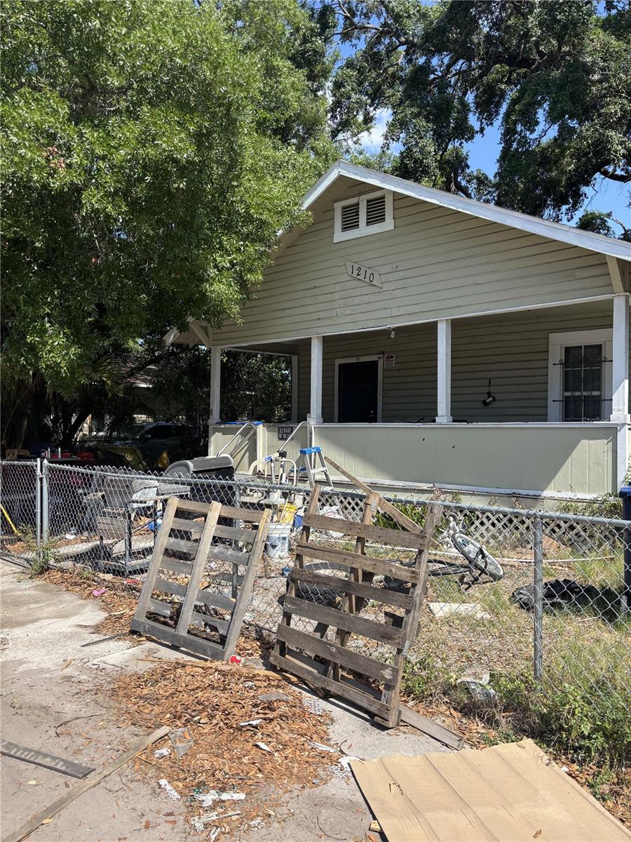 Image 2 of 2 For 1210 E 32nd Ave