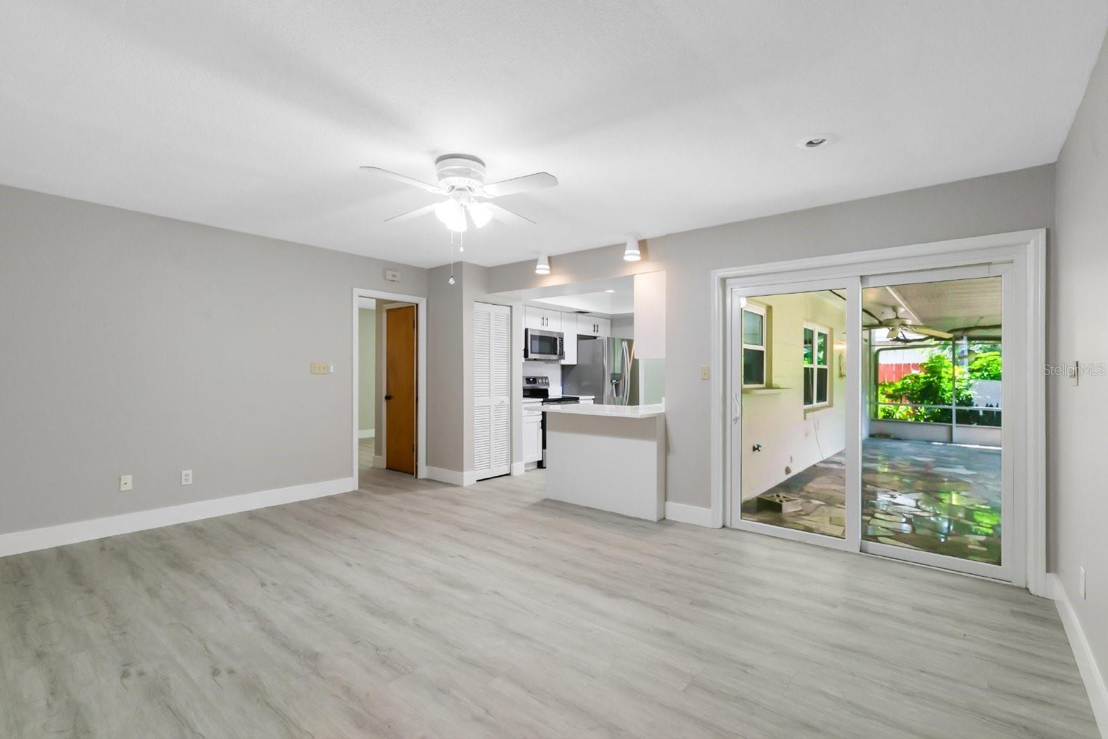Image 10 of 22 For 3326 Young Street