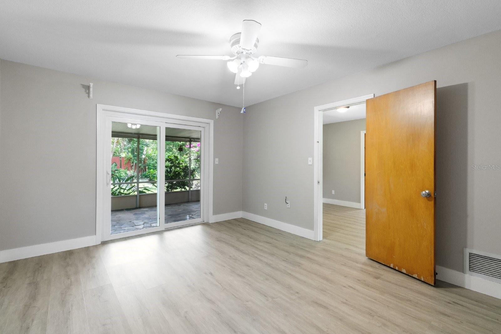 Image 11 of 22 For 3326 Young Street