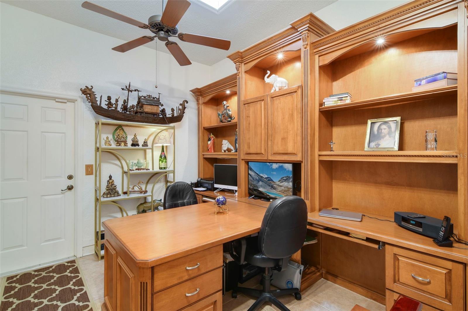 Image 34 of 44 For 2515 Sweetwater Country Club Drive