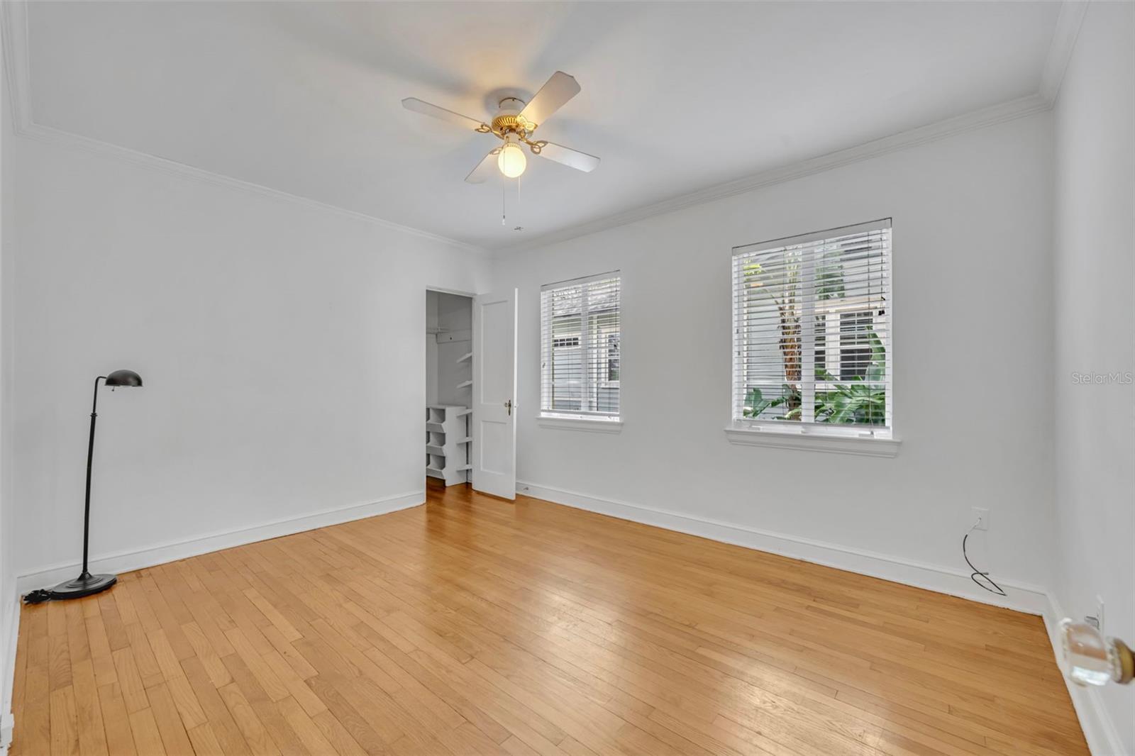 Image 9 of 17 For 759 Antonette Avenue