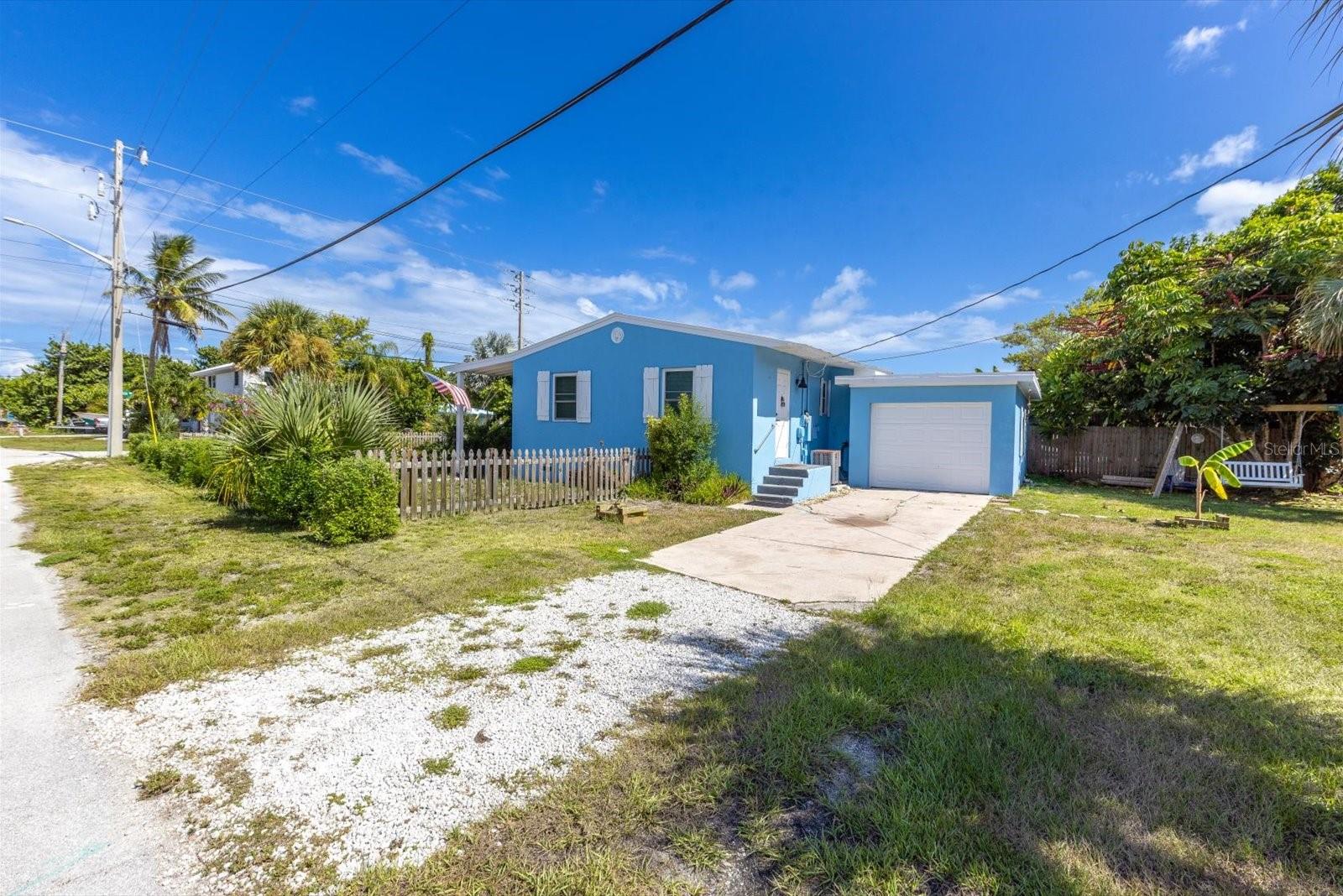 Image 22 of 25 For 301 Granada Street