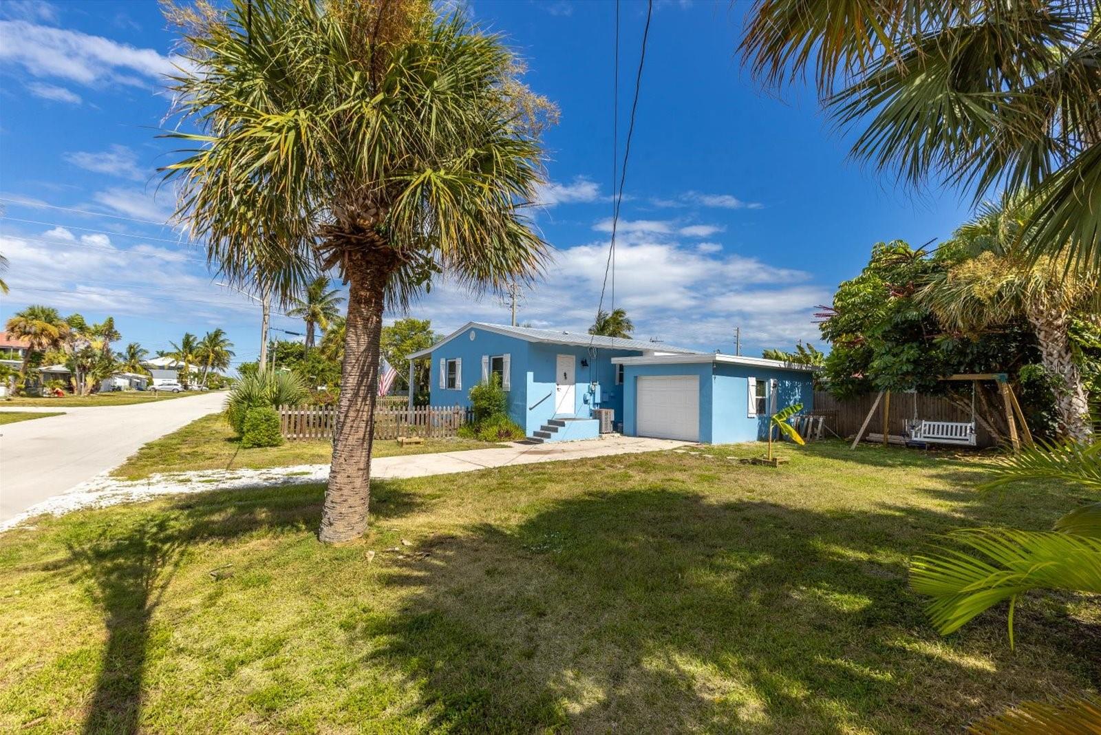 Image 23 of 25 For 301 Granada Street