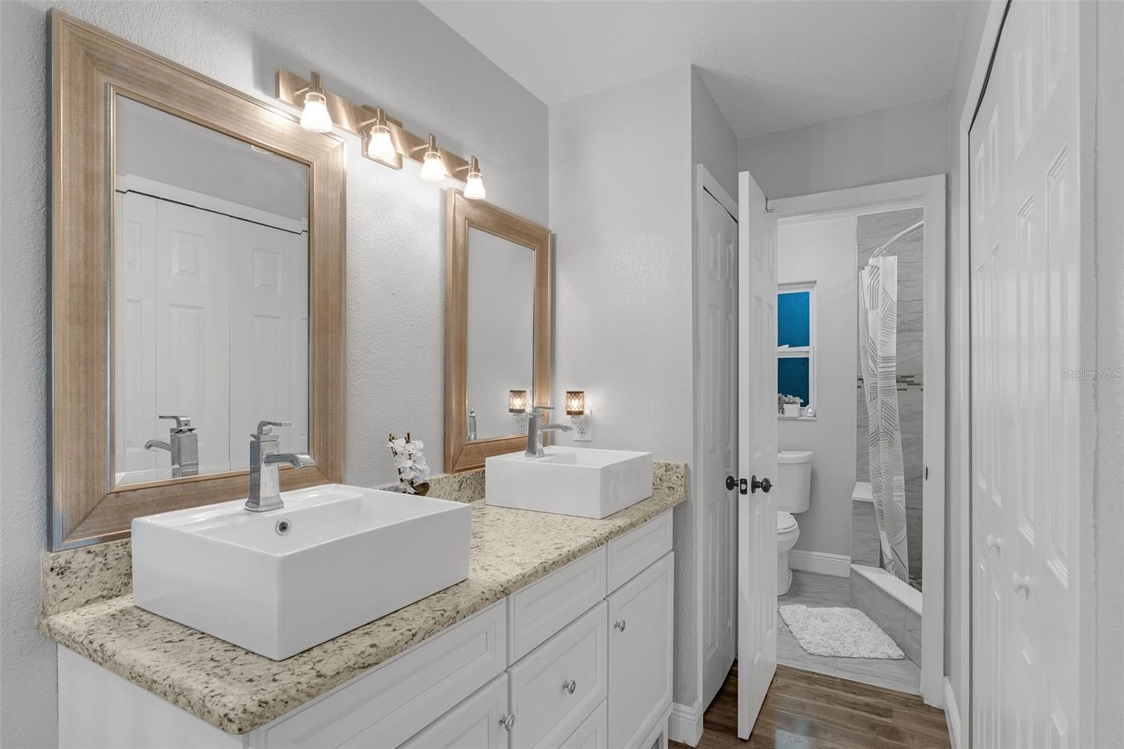 Image 10 of 32 For 7104 Wrenwood Way
