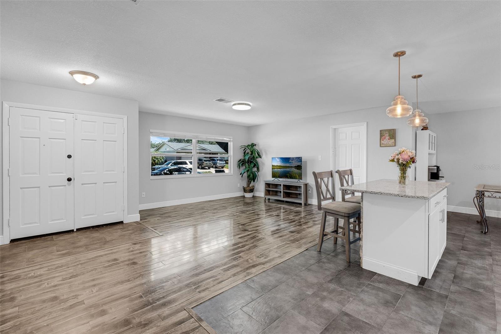 Image 15 of 32 For 7104 Wrenwood Way