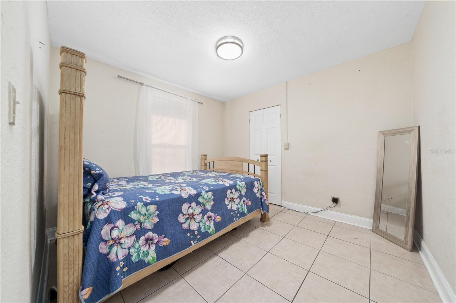 Image 17 of 22 For 713 22nd Street
