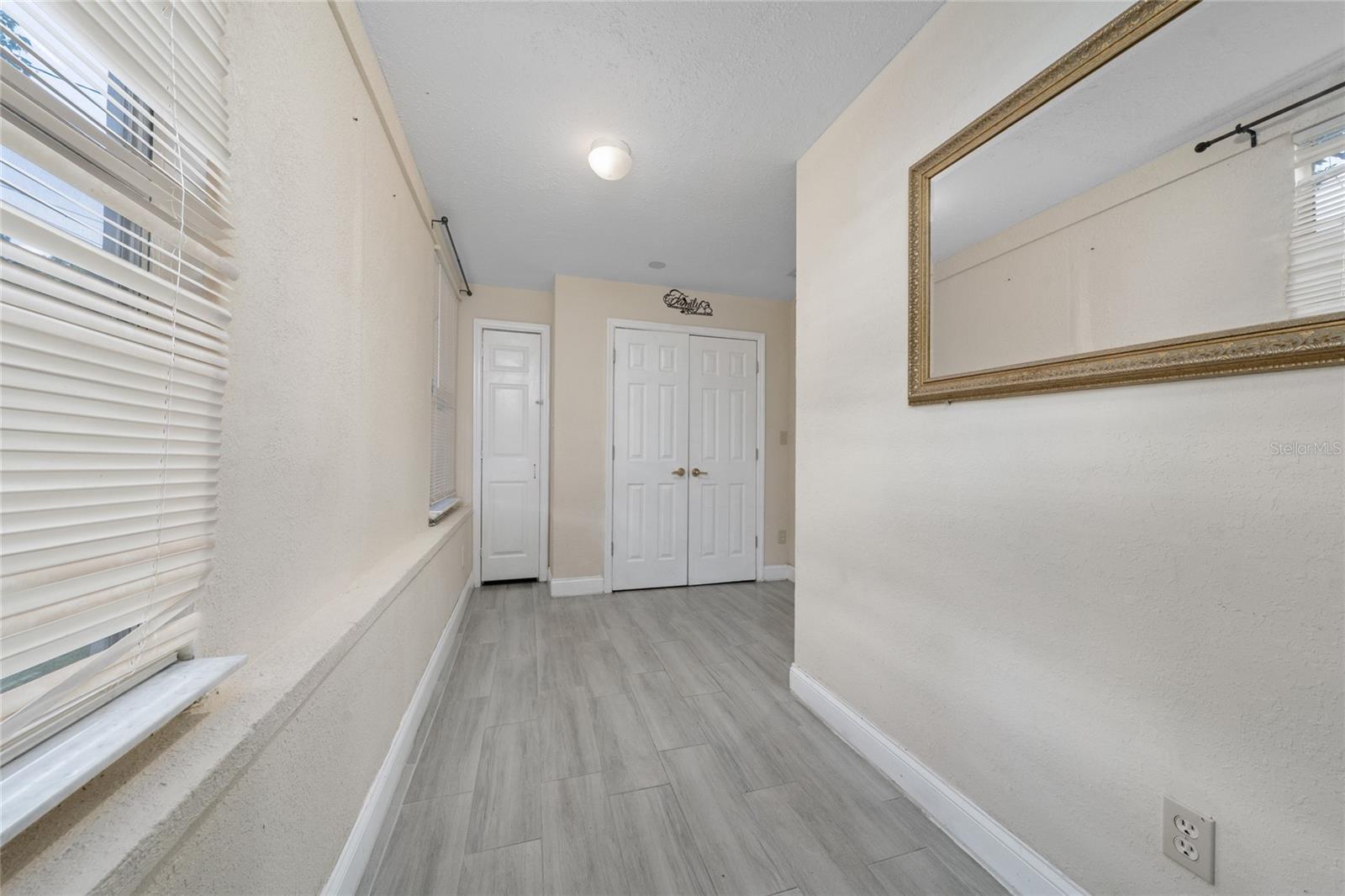 Image 6 of 22 For 713 22nd Street