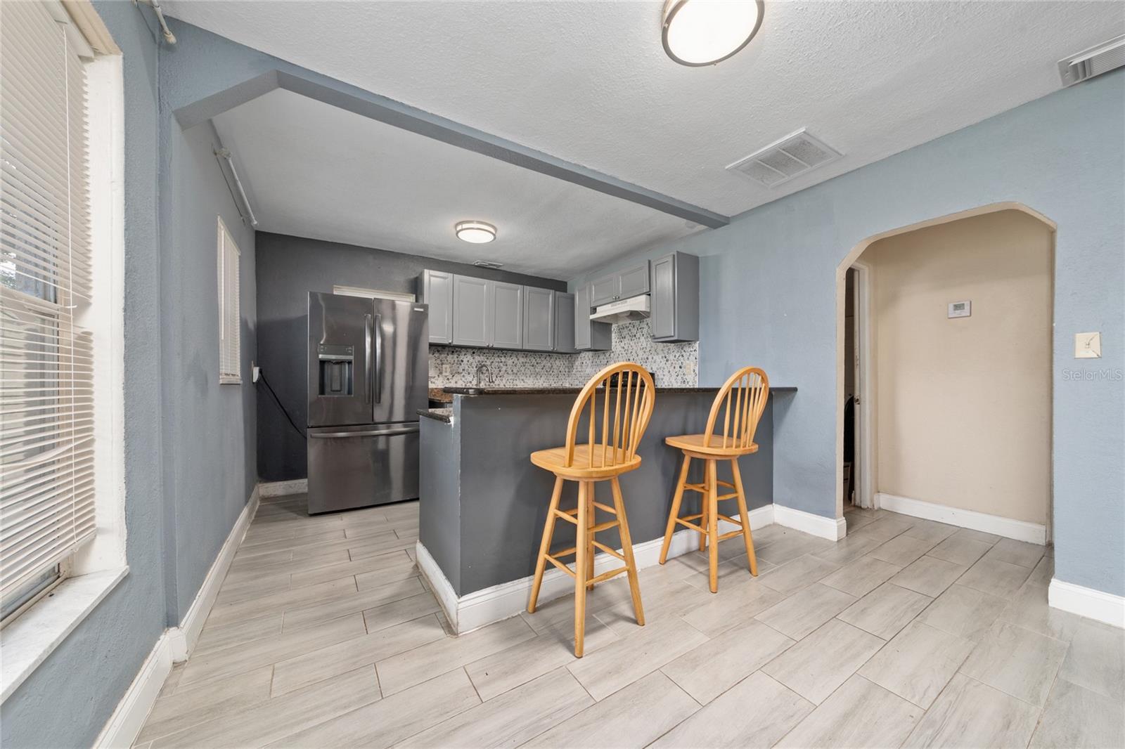 Image 9 of 22 For 713 22nd Street