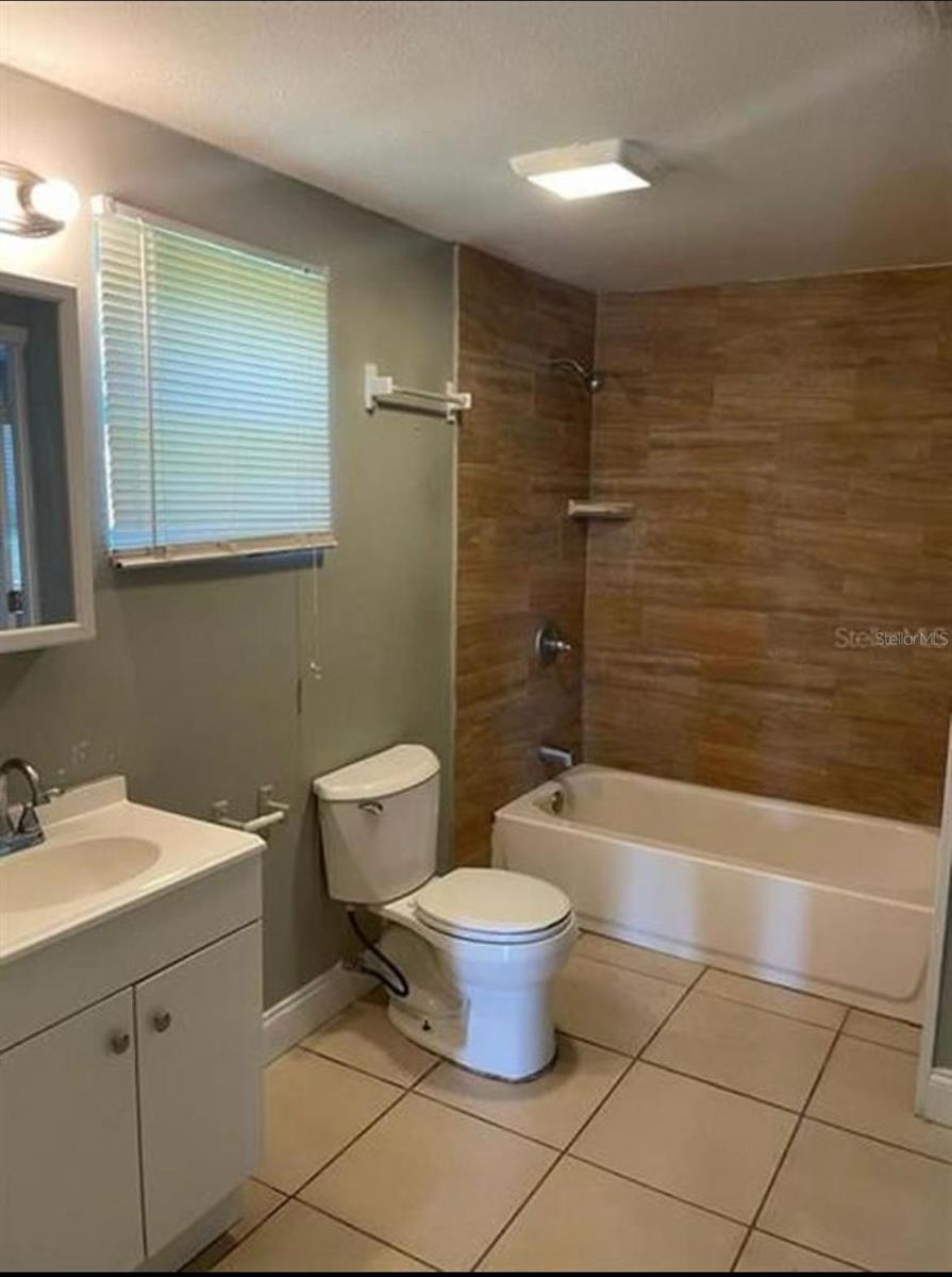 Image 12 of 19 For 701 23rd Street