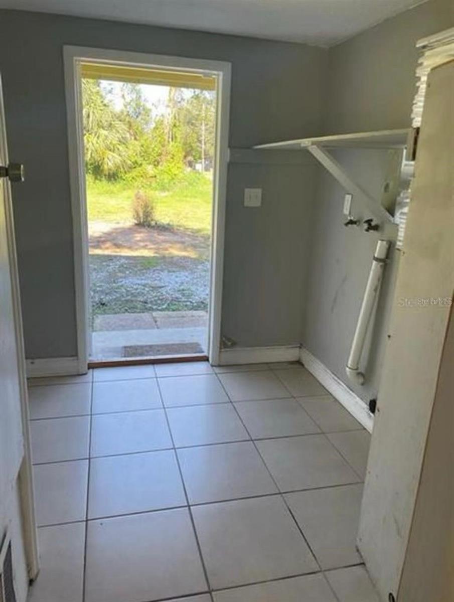 Image 6 of 19 For 701 23rd Street