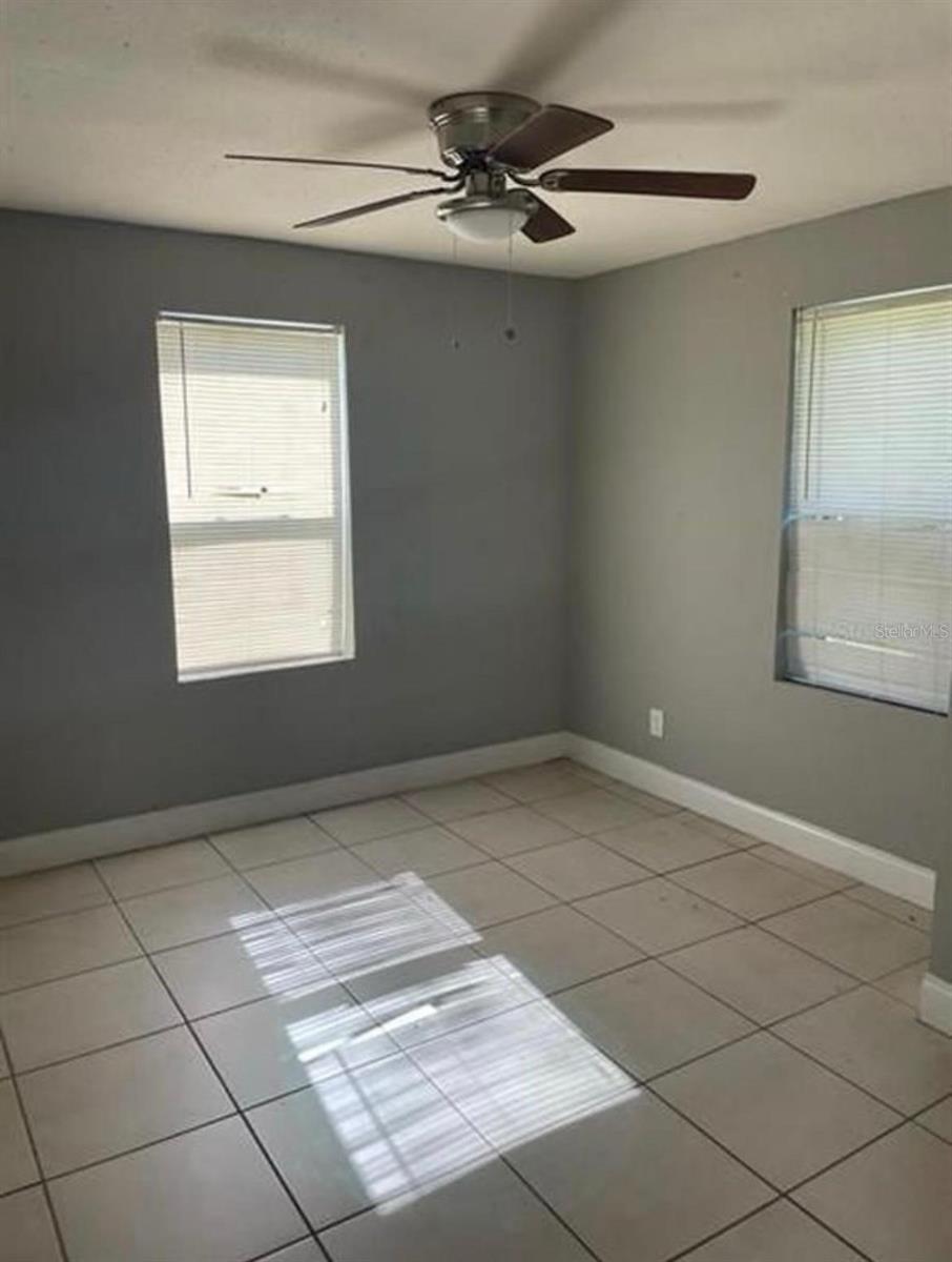 Image 7 of 19 For 701 23rd Street