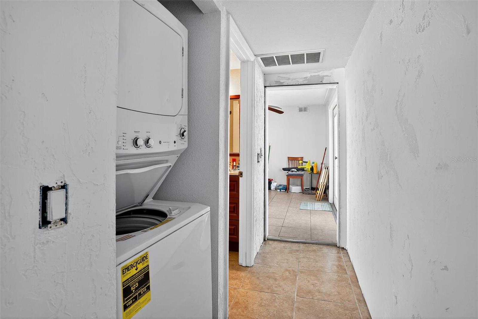 Image 13 of 25 For 5737 16th Avenue N