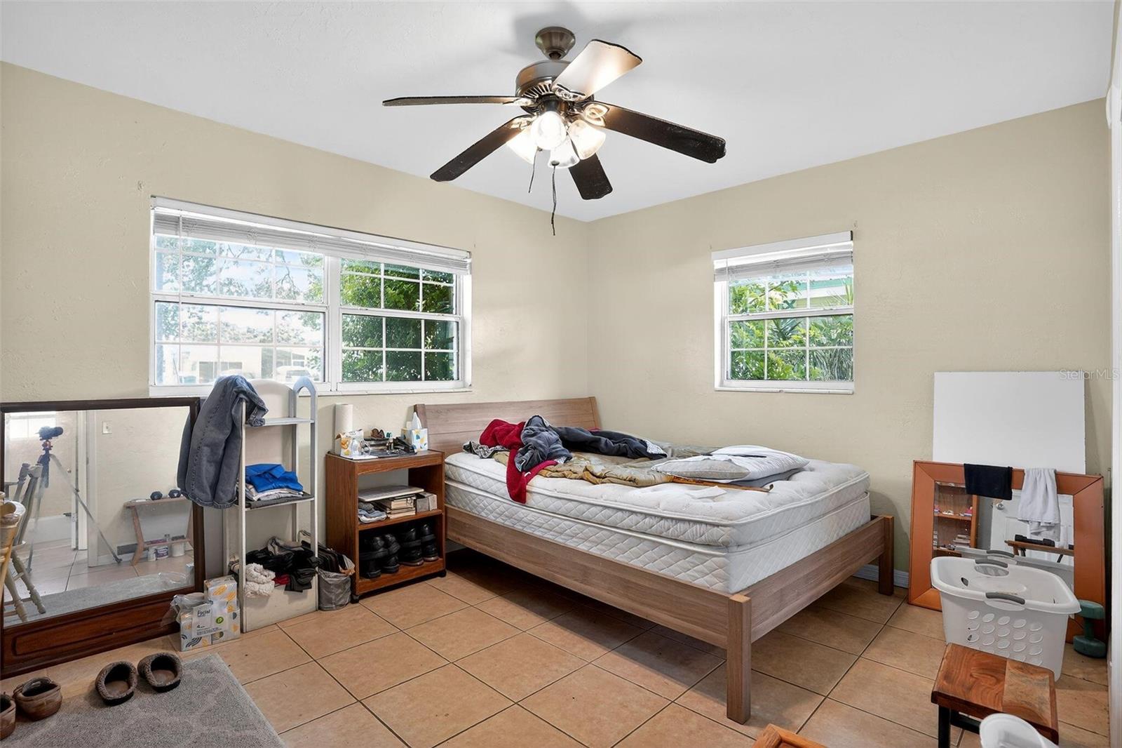 Image 19 of 25 For 5737 16th Avenue N