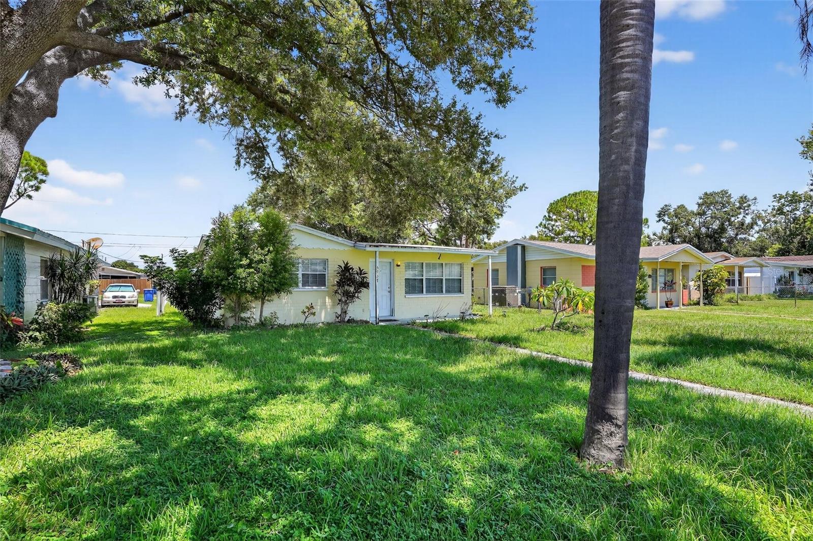 Image 3 of 25 For 5737 16th Avenue N