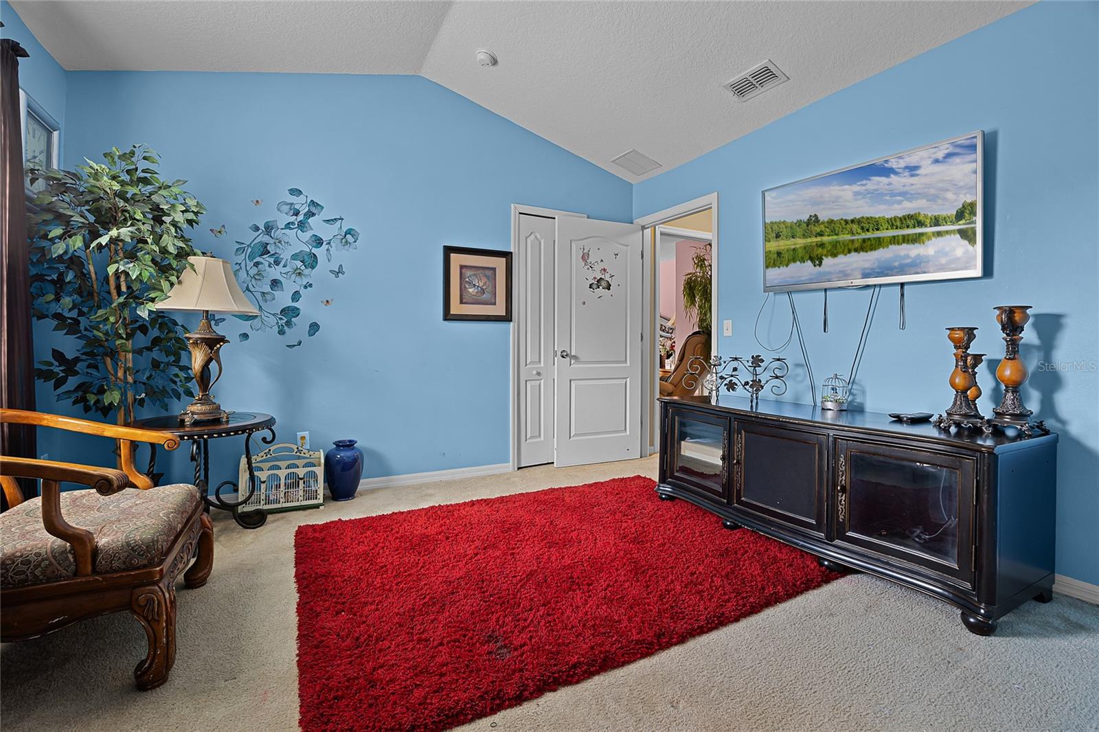 Image 34 of 40 For 435 Scrub Jay Way E
