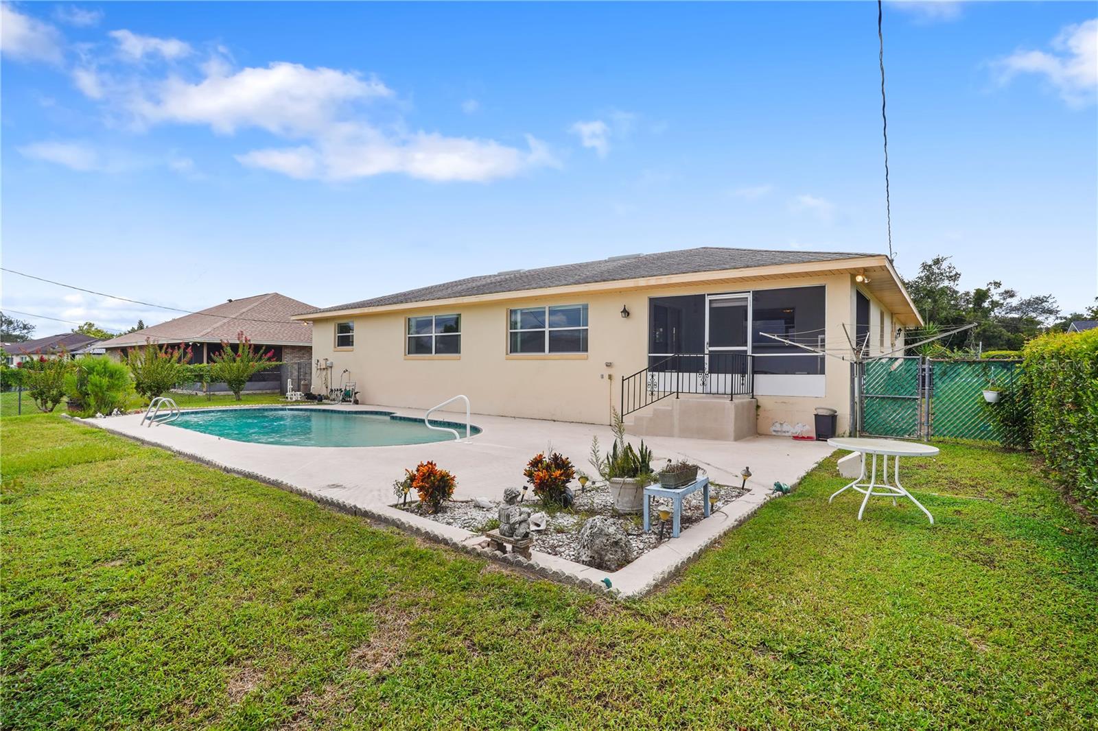 Image 35 of 40 For 1108 Sherbrook Drive