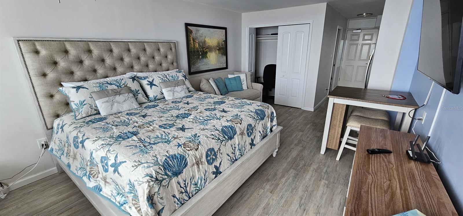 Image 7 of 18 For 3501 Atlantic Avenue 2070