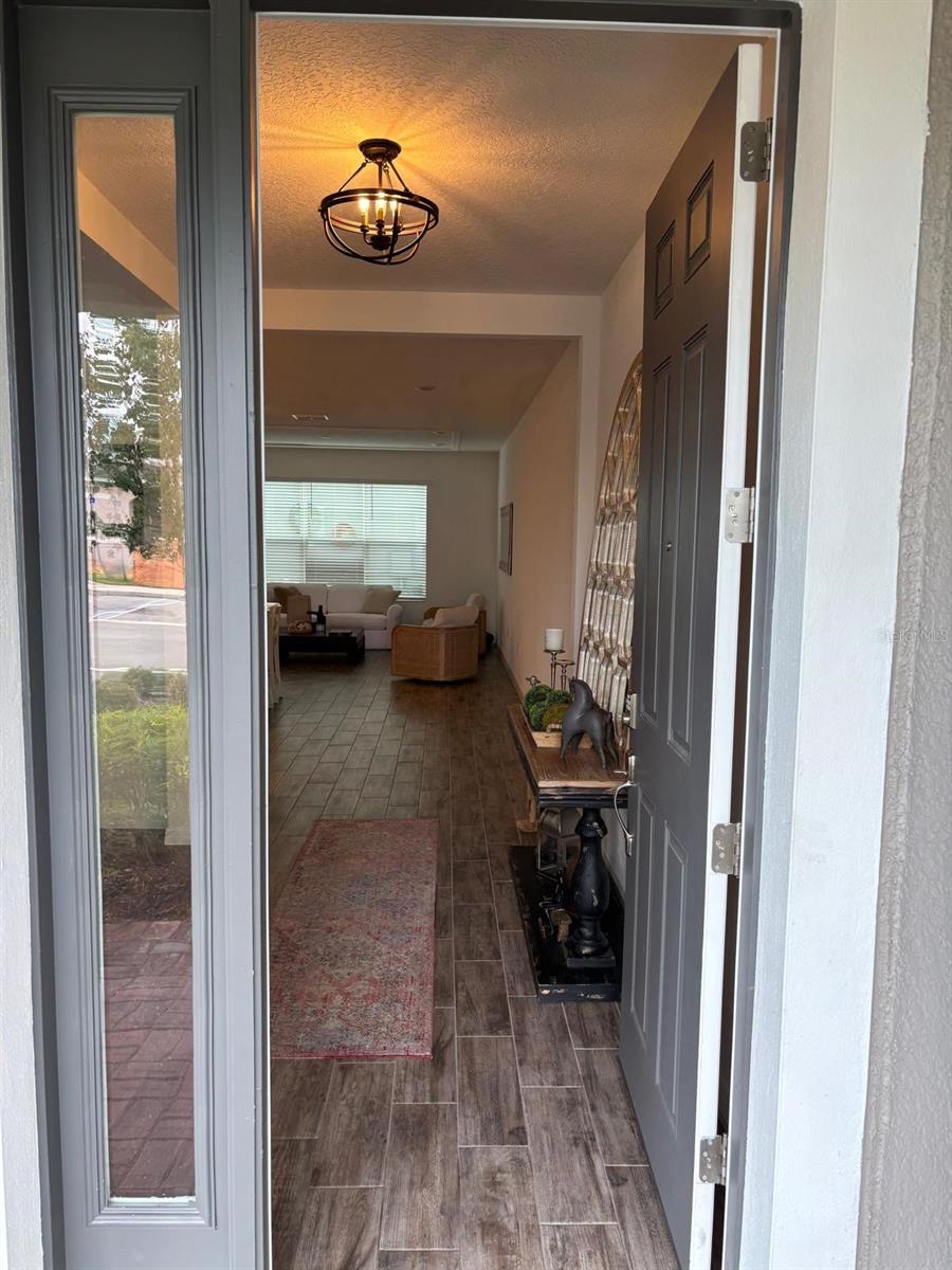 Image 4 of 27 For 7220 Canali Way
