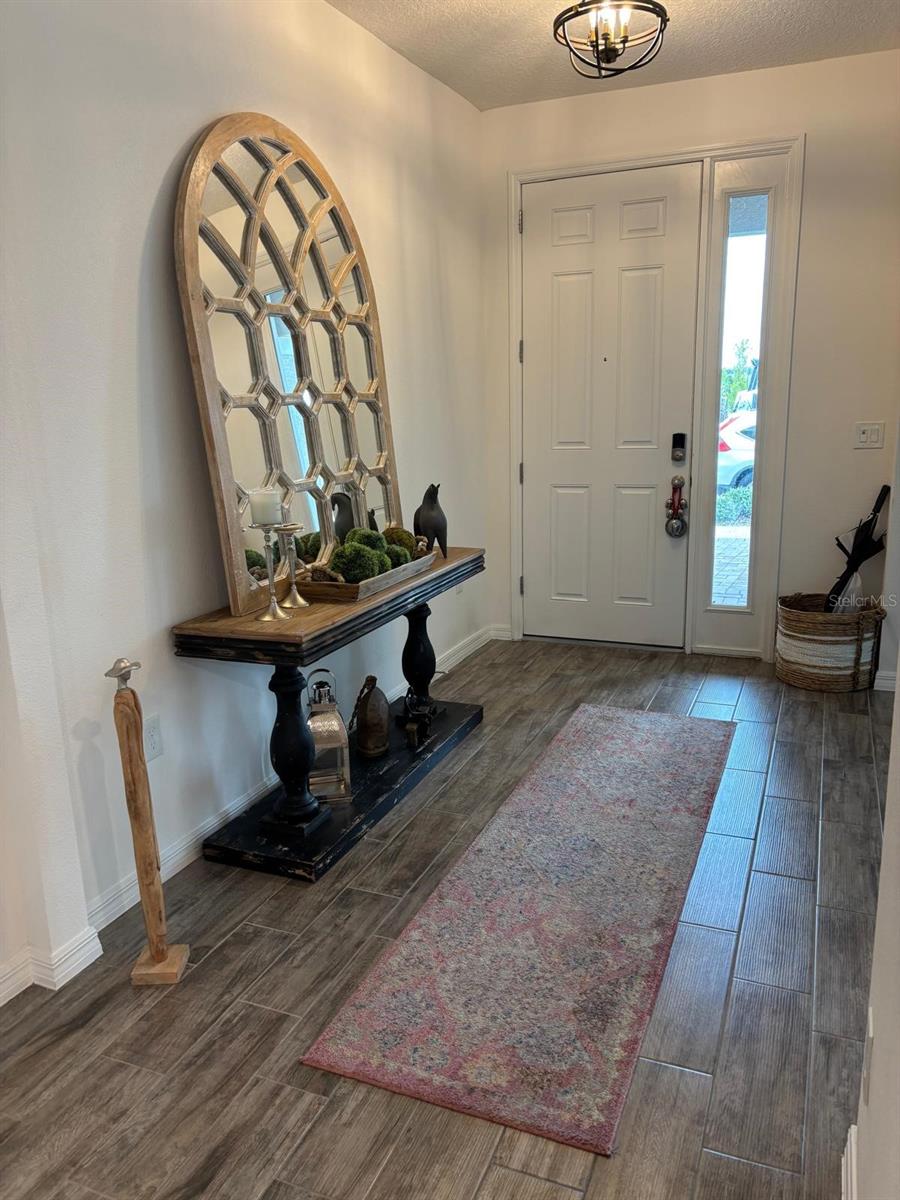 Image 6 of 27 For 7220 Canali Way
