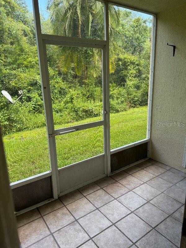 Image 13 of 14 For 13829 Timberland Drive 103