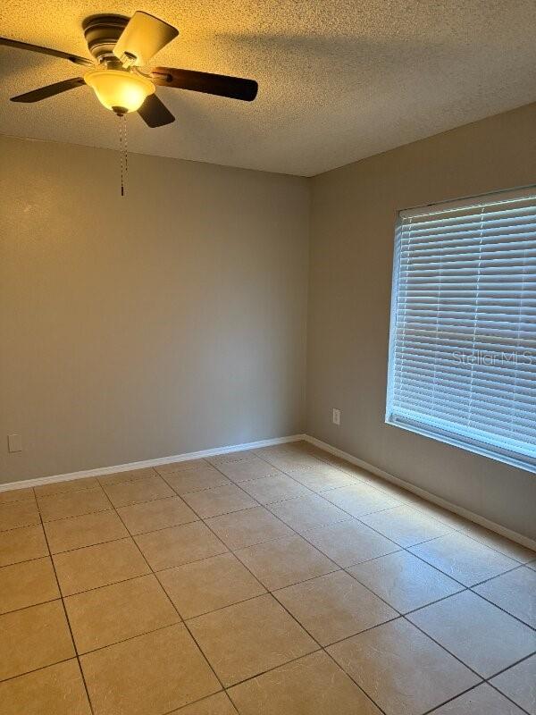 Image 6 of 14 For 13829 Timberland Drive 103