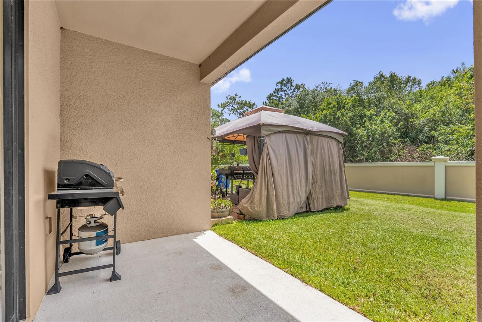 Image 22 of 28 For 2480 Seven Oaks Drive