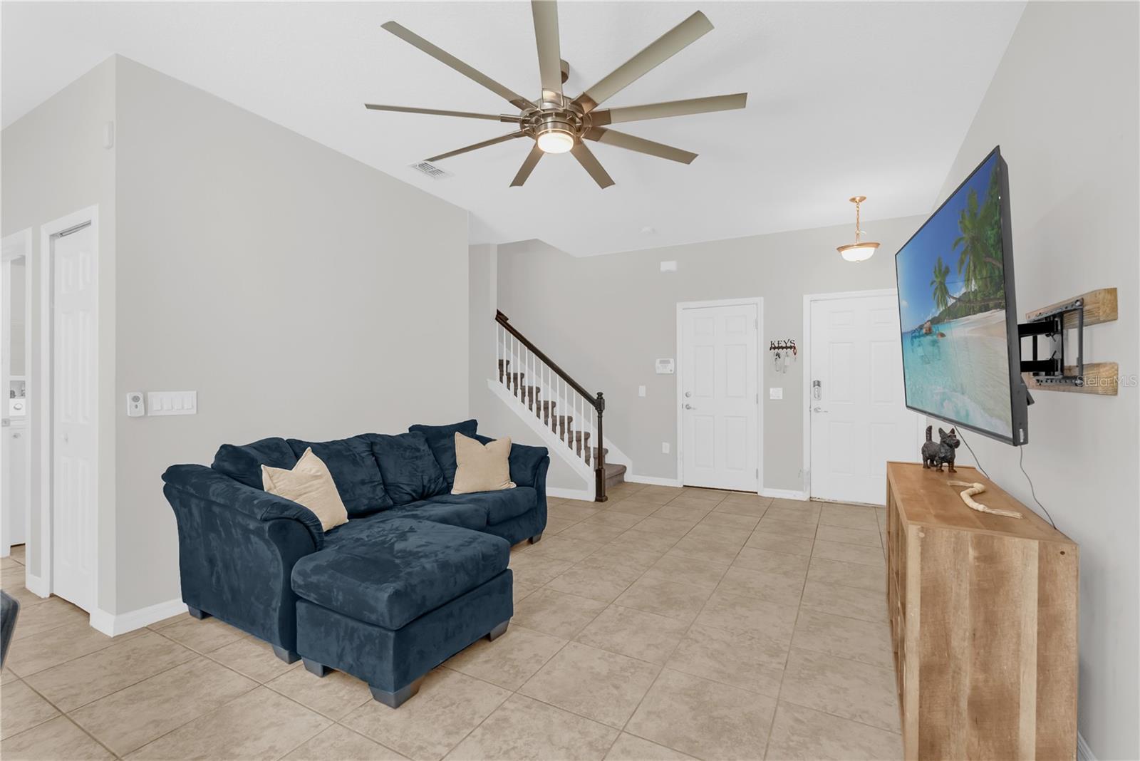 Image 5 of 28 For 2480 Seven Oaks Drive