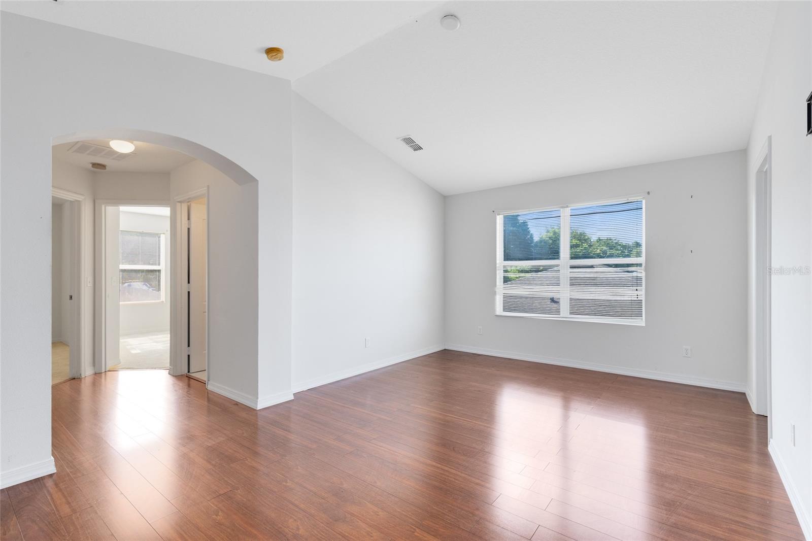 Image 23 of 34 For 5565 Lochdale Drive
