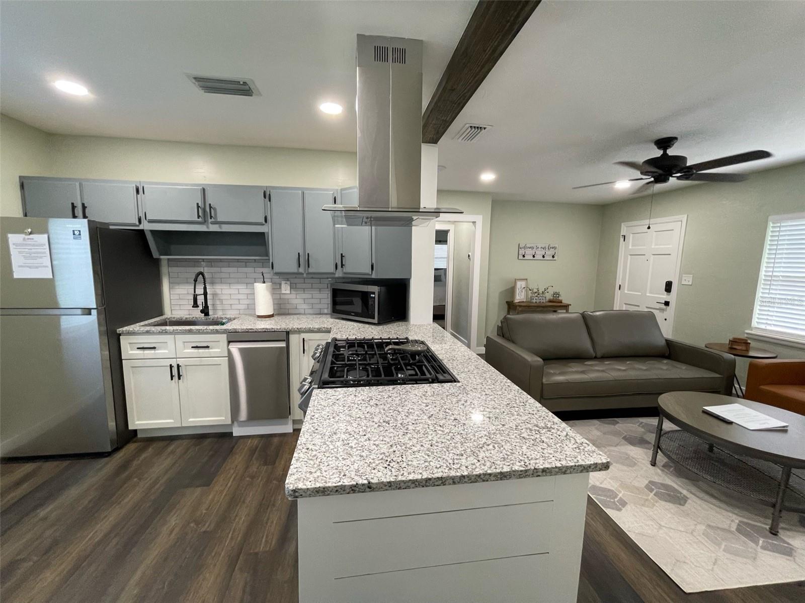 Image 3 of 16 For 2811 28th Road