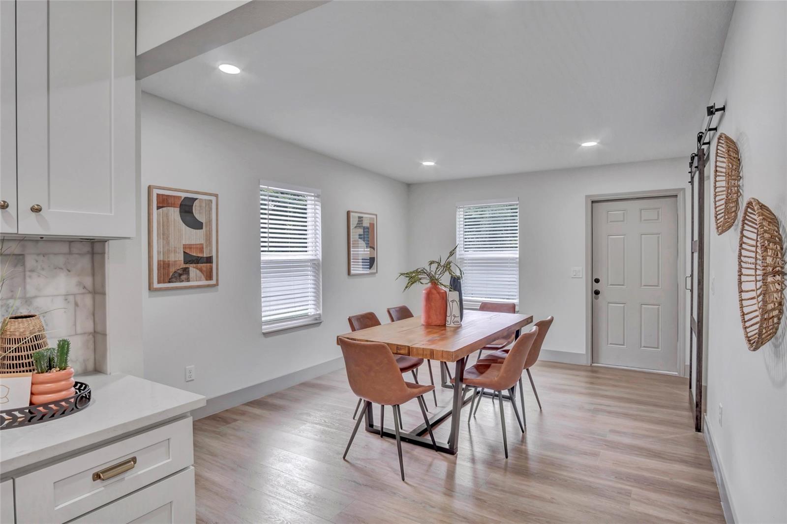 Image 18 of 49 For 3782 Summer Haven Lane