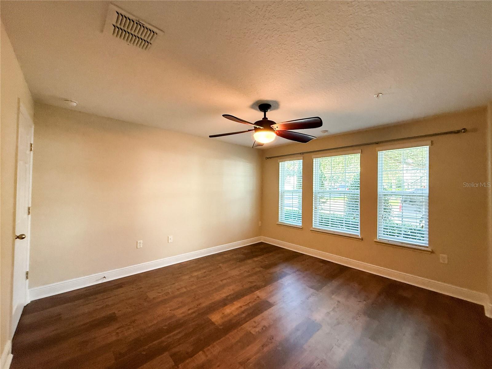 Image 27 of 32 For 1130 Clifton Springs Lane