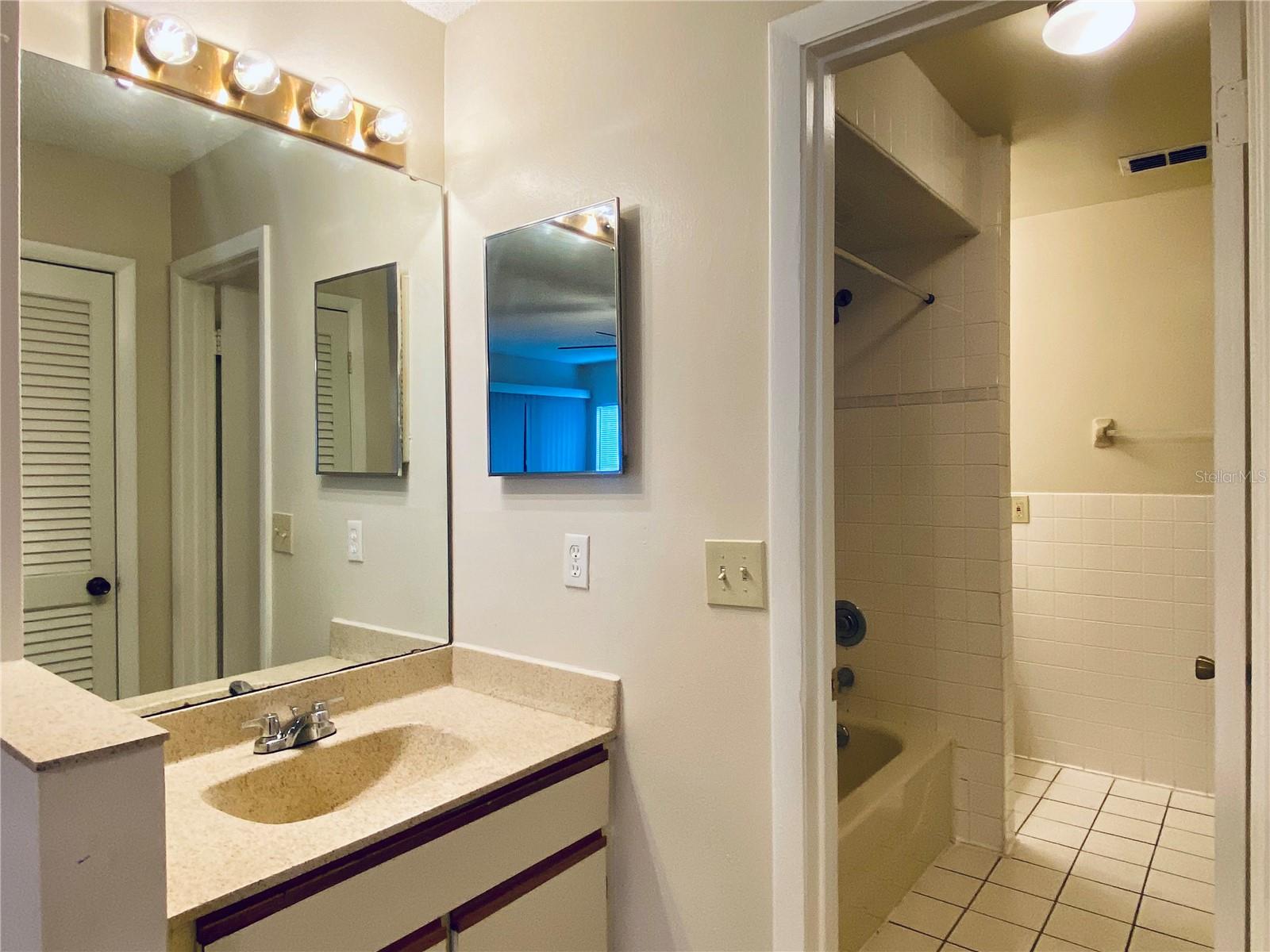 Image 11 of 19 For 2906 Semoran Boulevard A-3
