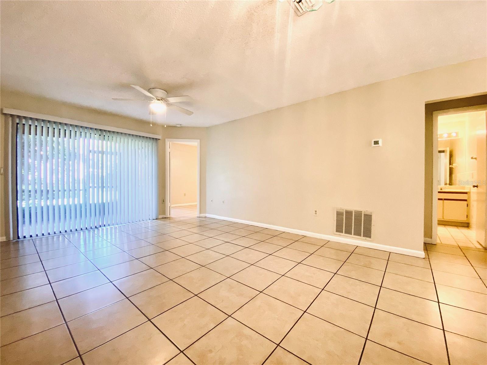 Image 7 of 19 For 2906 Semoran Boulevard A-3