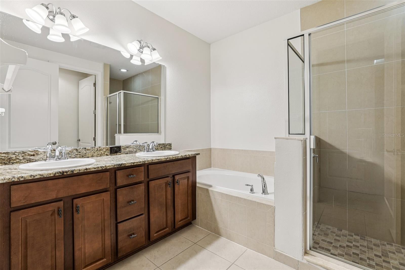 Image 20 of 47 For 8012 Prestbury Drive