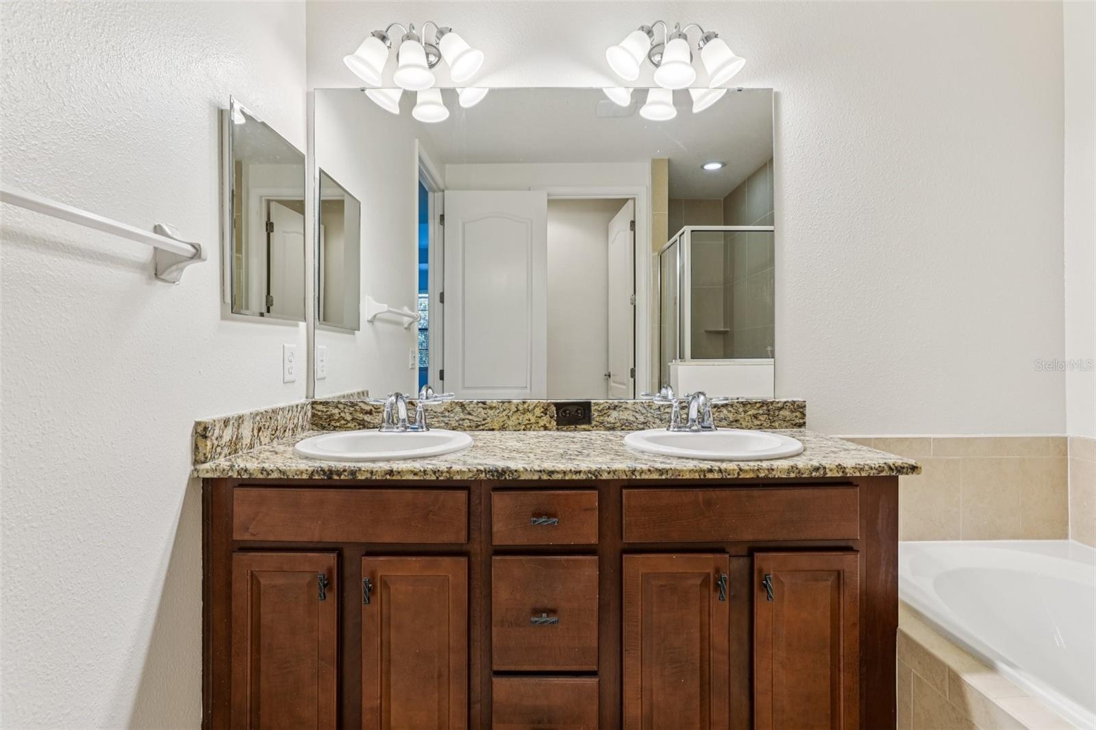 Image 21 of 47 For 8012 Prestbury Drive