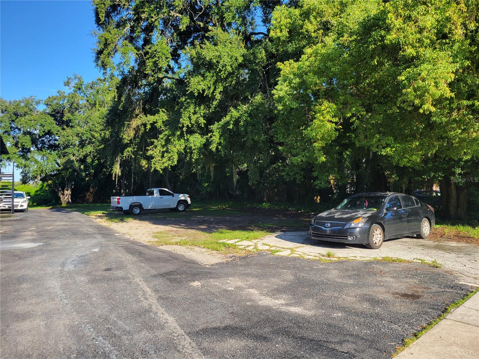 Image 2 of 4 For 424 Sunset Drive