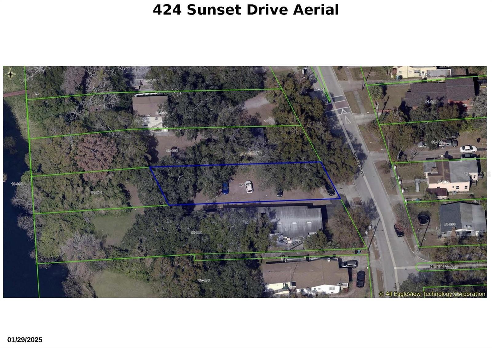 Image 3 of 4 For 424 Sunset Drive