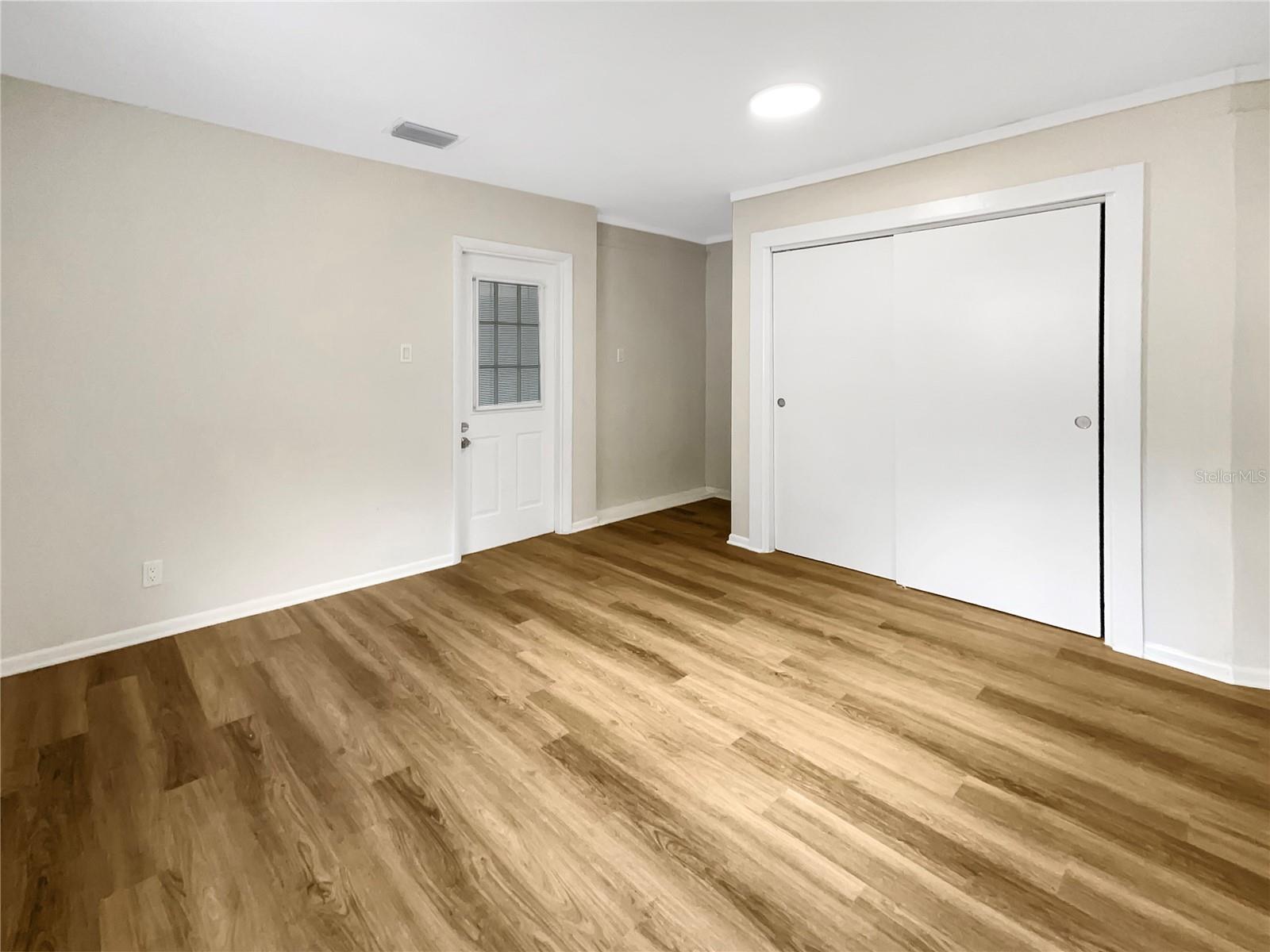Image 18 of 25 For 4612 Pompano Drive