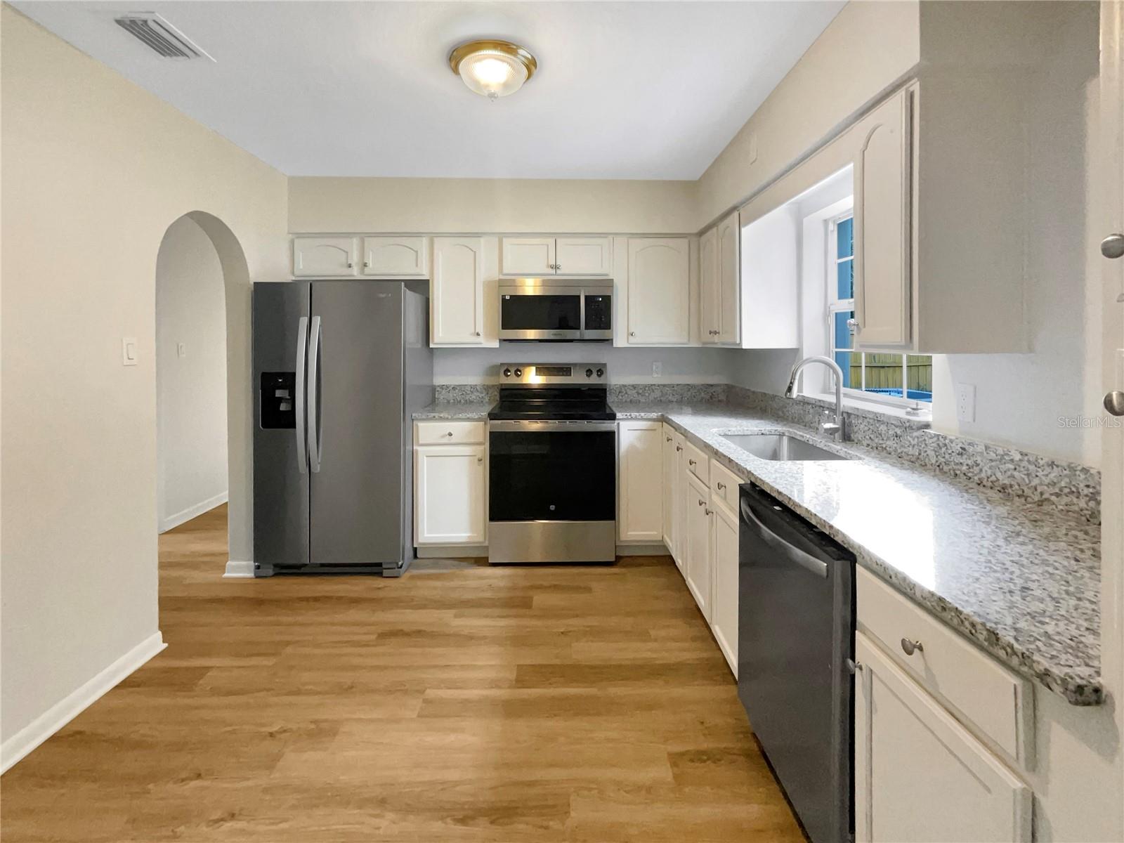 Image 6 of 25 For 4612 Pompano Drive