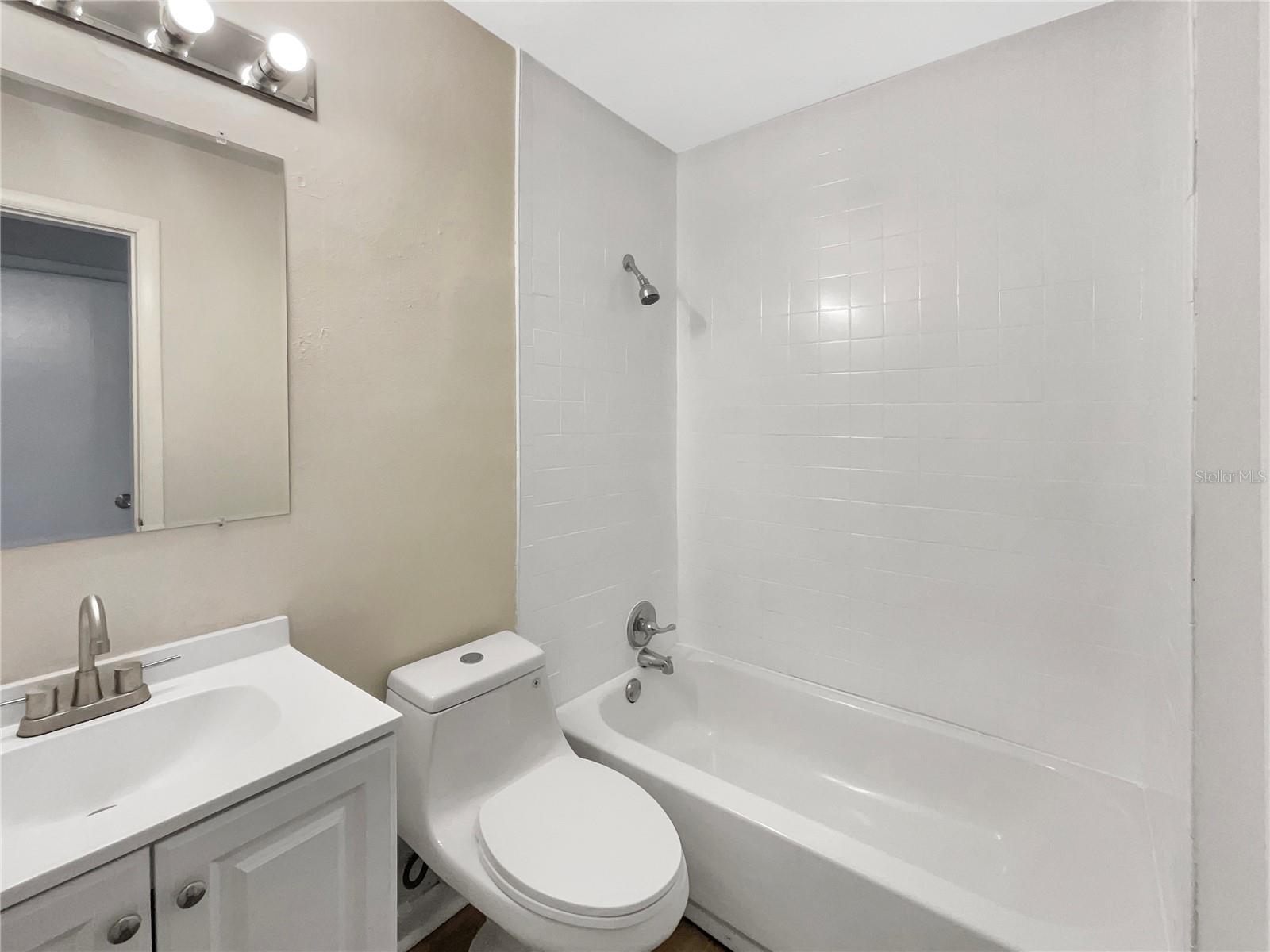 Image 7 of 25 For 4612 Pompano Drive