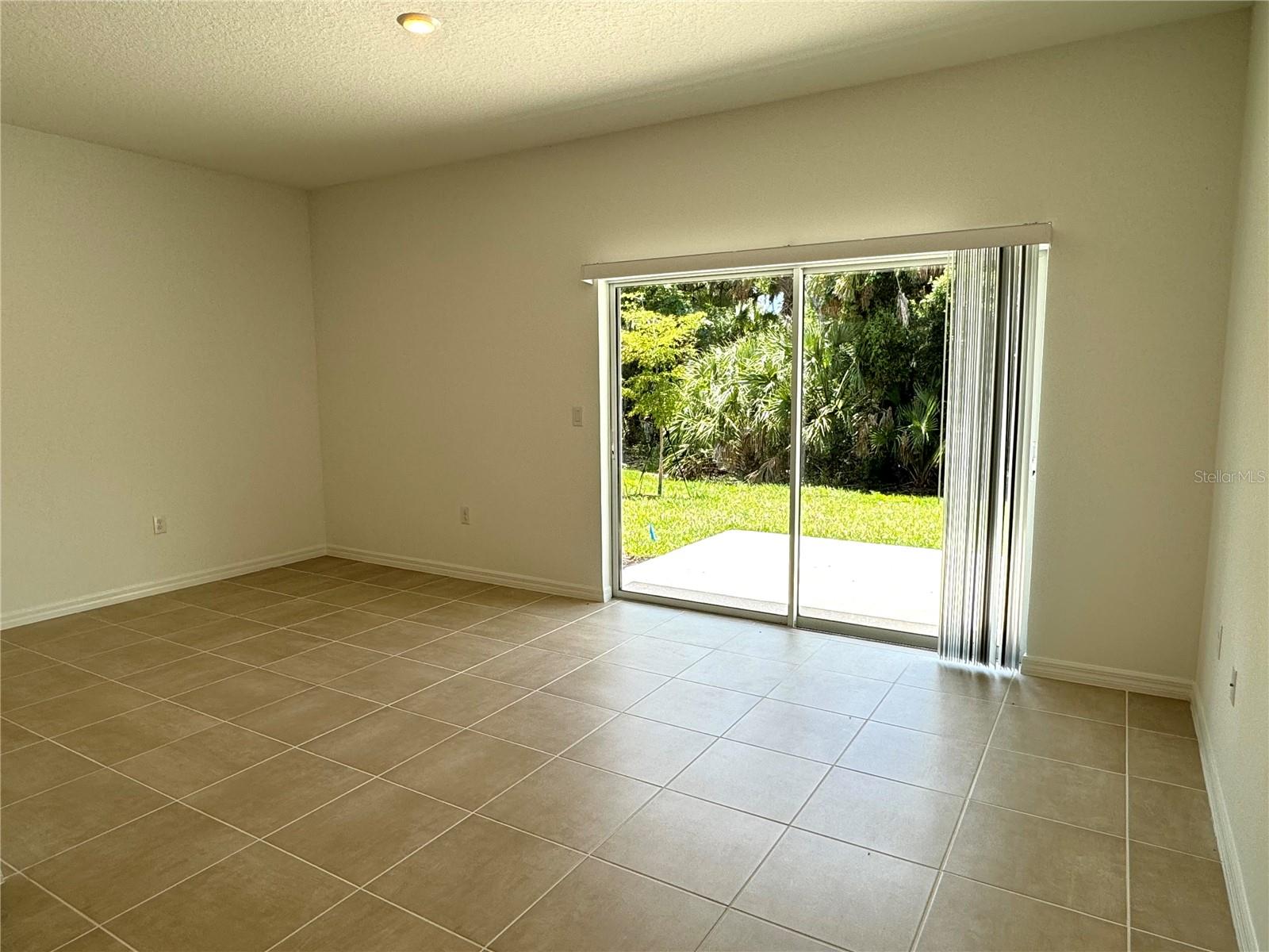 Image 16 of 28 For 8477 Lunar Skye Street
