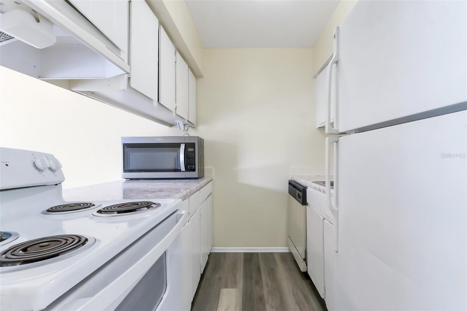 Image 10 of 22 For 5317 Curry Ford Road J102