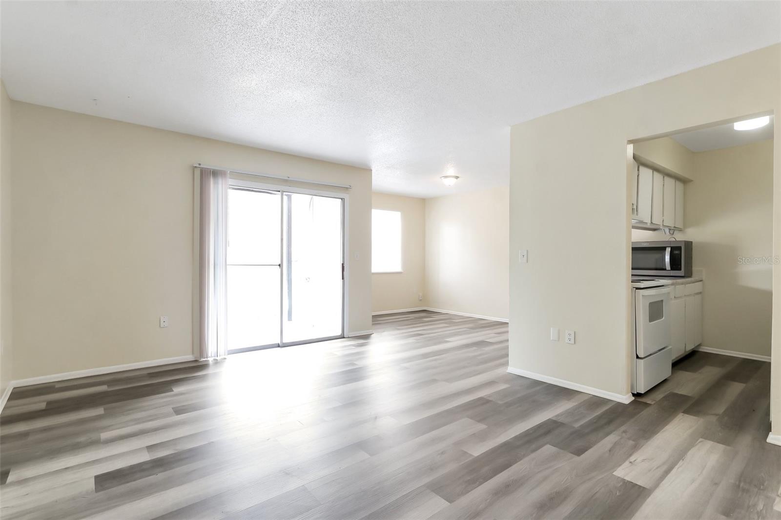 Image 11 of 22 For 5317 Curry Ford Road J102