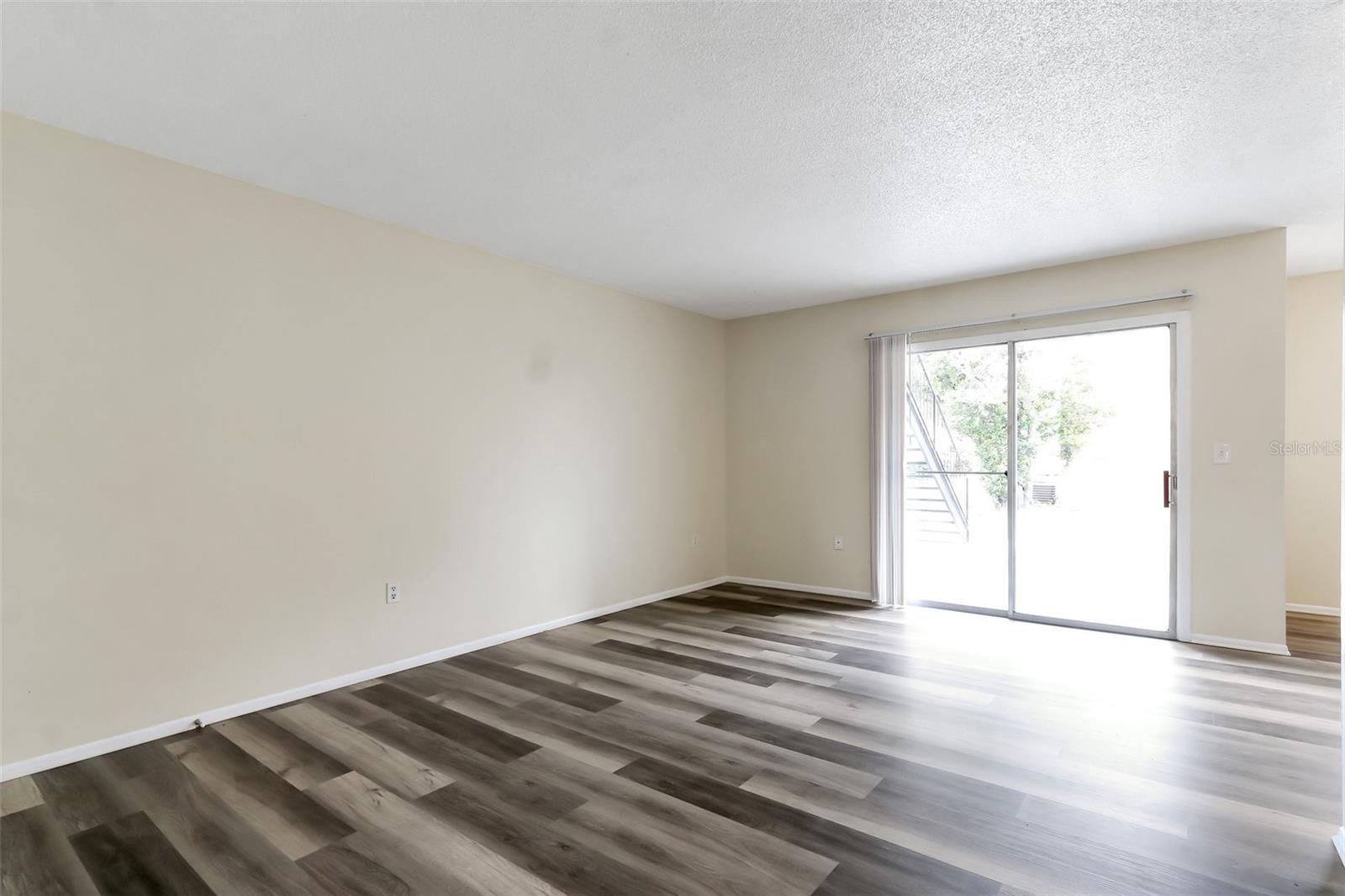 Image 13 of 22 For 5317 Curry Ford Road J102