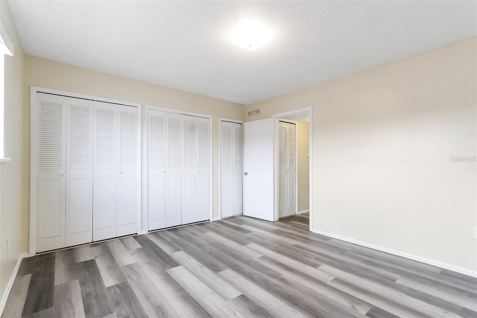 Image 18 of 22 For 5317 Curry Ford Road J102